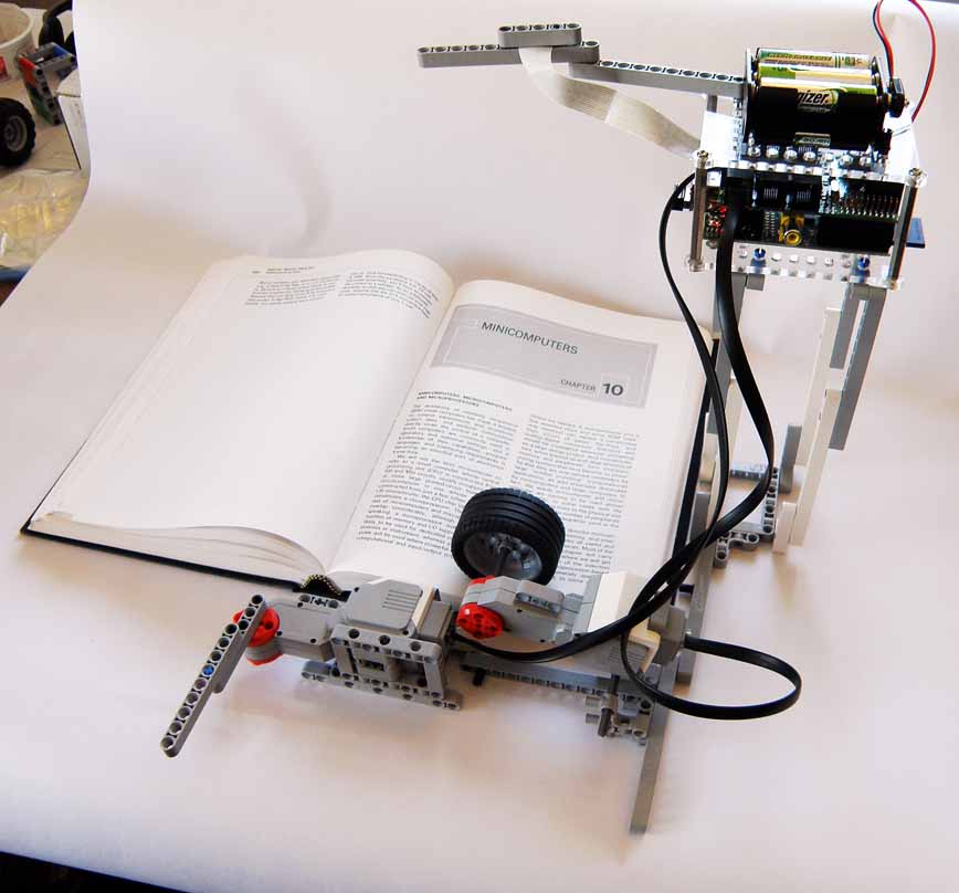BrickPi Bookreader 2 – the complete assembled robot